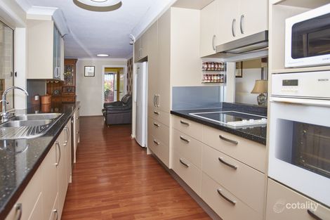 Property photo of 196 Mildura Drive Helensvale QLD 4212