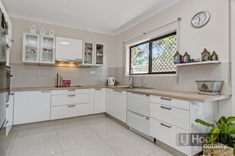 Property photo of 2/19 Rouen Avenue Paradise Point QLD 4216