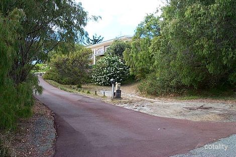 24 Chipana Dr, Little Grove, WA 6330