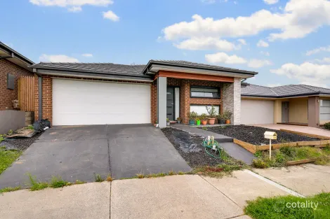 Property photo of 72 Belmont Crescent Pakenham VIC 3810