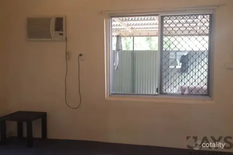 2/33 Flynn St, Mornington, QLD 4825