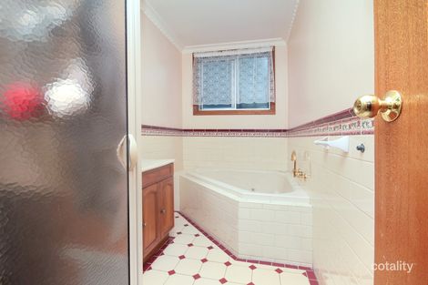Property photo of 3 Acacia Street Horsham VIC 3400
