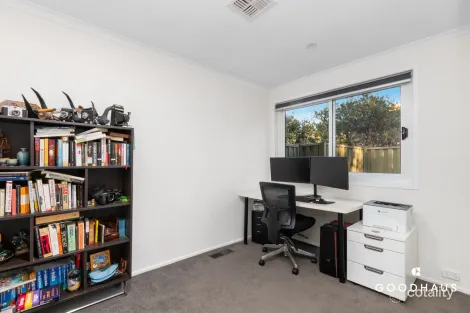 Property photo of 128 Mackenzie Street Hackett ACT 2602