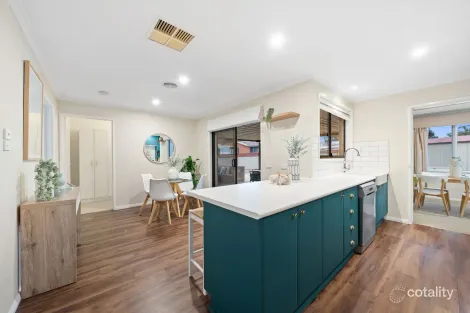 Property photo of 12 Tiernan Place Kambah ACT 2902