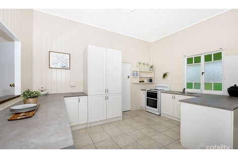 Property photo of 61 Roberts Street Hermit Park QLD 4812
