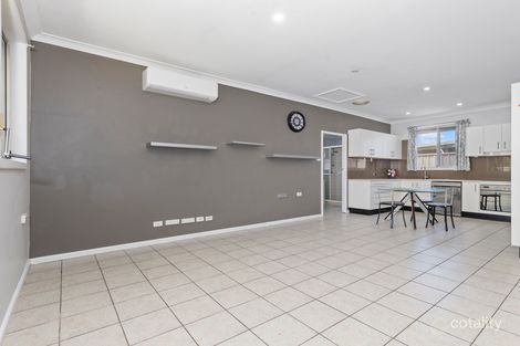 Property photo of 5 Cranbrook Crescent Killarney Vale NSW 2261