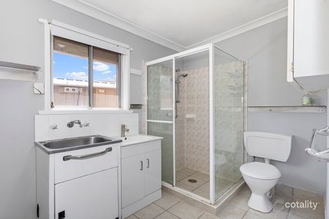 Property photo of 5 Cranbrook Crescent Killarney Vale NSW 2261