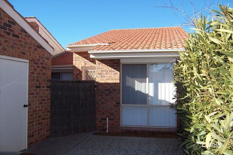Property photo of 9/12 Luke Street Holt ACT 2615