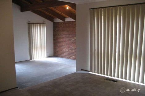 Property photo of 8 Durack Place Mill Park VIC 3082