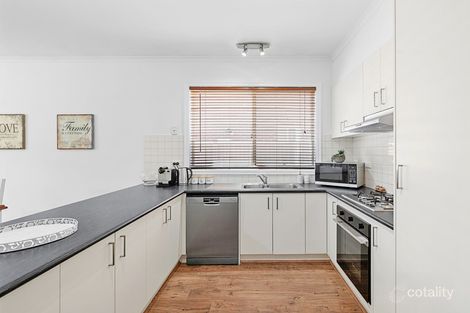 Property photo of 9 Cotteridge Place Caroline Springs VIC 3023