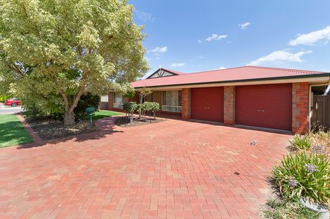 Property photo of 11 Schuit Crescent Pooraka SA 5095
