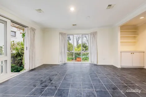 Property photo of 74 Arthur Circle Forrest ACT 2603