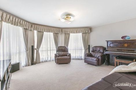 Property photo of 25 Jagger Circuit Cranbourne East VIC 3977