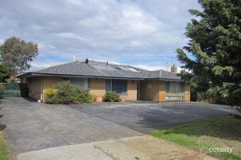 Property photo of 7 Heard Way Glendalough WA 6016