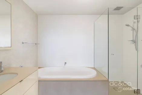 Property photo of 306/10-16 Vineyard Way Breakfast Point NSW 2137