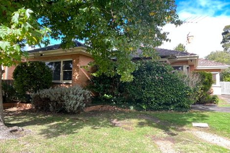 Property photo of 17 Bonsey Road Highton VIC 3216