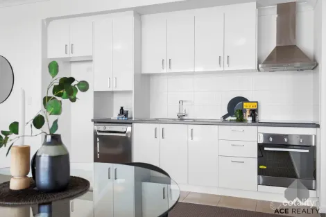 44/25 O'Connor Cl, North Coogee, WA 6163