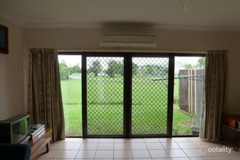 4/15 Flying Fish Point Rd, Innisfail Estate, QLD 4860