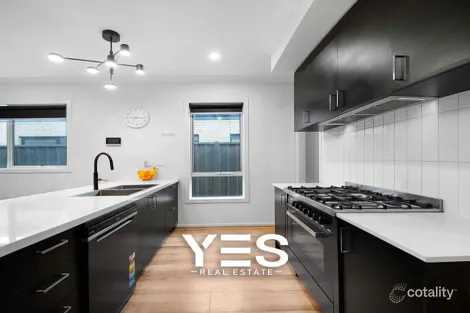 Property photo of 63 Karula Circuit Clyde VIC 3978