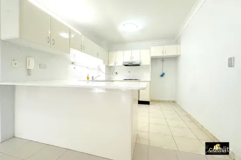 Property photo of 6/25-27 Castlereagh Street Liverpool NSW 2170