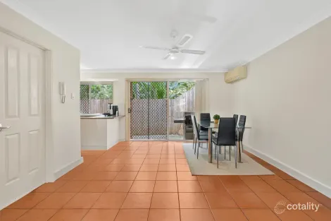 Property photo of 5/23 Nikau Crescent Nerang QLD 4211