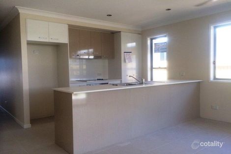 7 Bluff St, Birtinya, QLD 4575