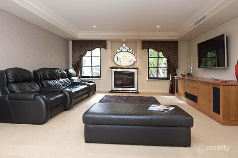 Property photo of 11 Plumosa Mews Duncraig WA 6023