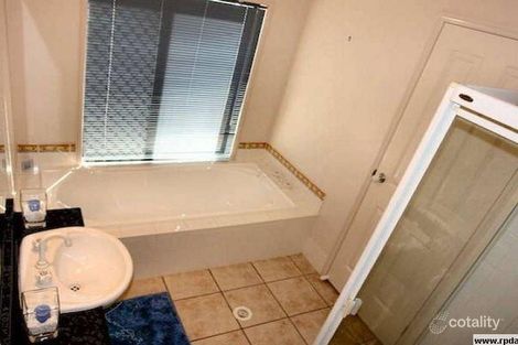 Property photo of 3 Greening Place Bracken Ridge QLD 4017