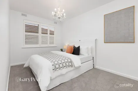 Property photo of 1/135 Booran Road Caulfield South VIC 3162