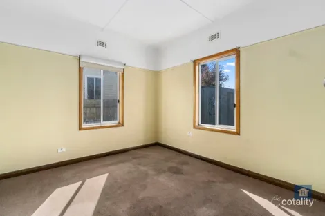 Property photo of 16 Johnstone Crescent Colac VIC 3250