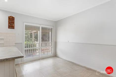 Property photo of 2/7 Paperbark Court Strathdale VIC 3550