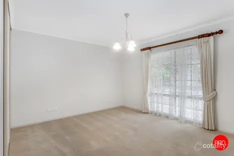 Property photo of 2/7 Paperbark Court Strathdale VIC 3550