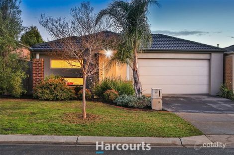 Property photo of 12 Cascade Way Pakenham VIC 3810