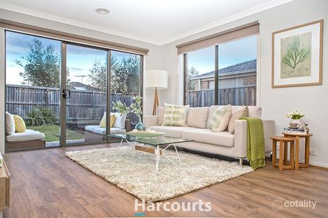 Property photo of 12 Cascade Way Pakenham VIC 3810