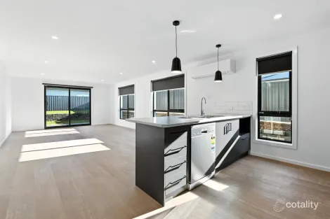 Property photo of 28 Deavan Drive Shorewell Park TAS 7320