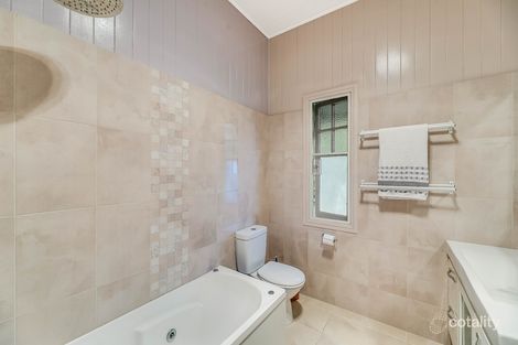 Property photo of 12 Wallace Street Newtown QLD 4350