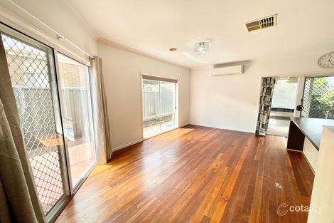 Property photo of 11 Glack Way Caroline Springs VIC 3023