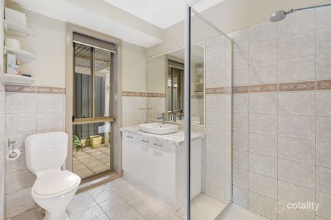 Property photo of 32 Catherine Drive Hillside VIC 3037