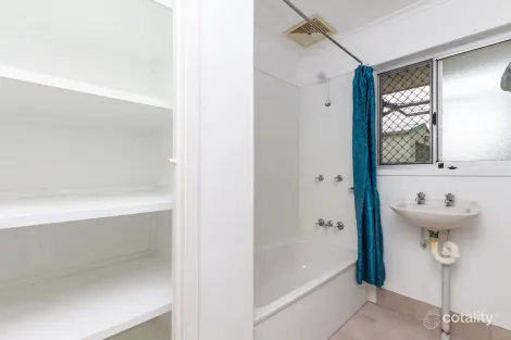 Property photo of 4 Marchant Street Manoora QLD 4870