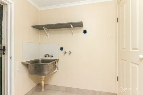 Property photo of 4 Marchant Street Manoora QLD 4870
