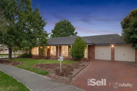 100 Waverley Park Dr, Cranbourne North, VIC 3977