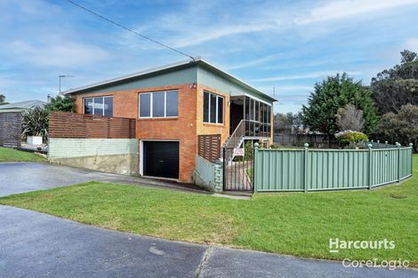 Property photo of 16 Somerset Esplanade Somerset TAS 7322