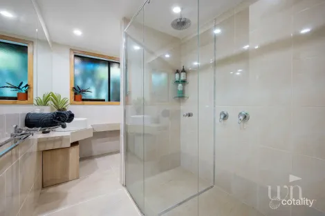 Property photo of 19 Cornwall Crescent Mount Martha VIC 3934