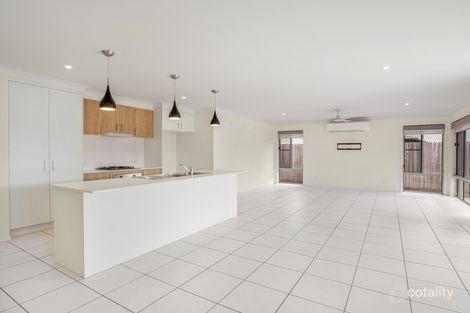 Property photo of 10 O'Connell Parade Urraween QLD 4655