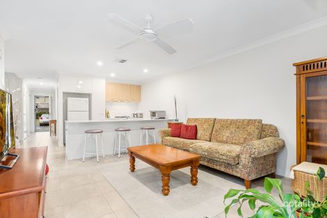 Property photo of 18/20 Eminence Lane Bridgeman Downs QLD 4035