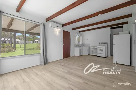 Property photo of 32 The Wool Road Basin View NSW 2540