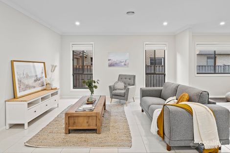 Property photo of 7 Spraypoint Drive Point Cook VIC 3030