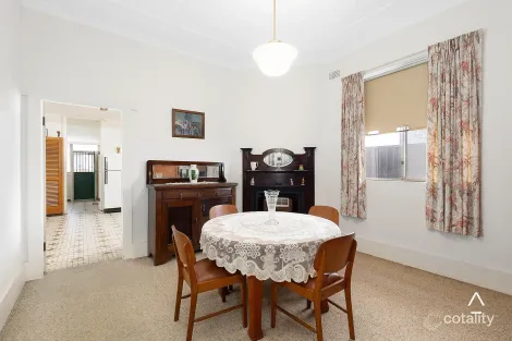 Property photo of 18 Pine Avenue Russell Lea NSW 2046