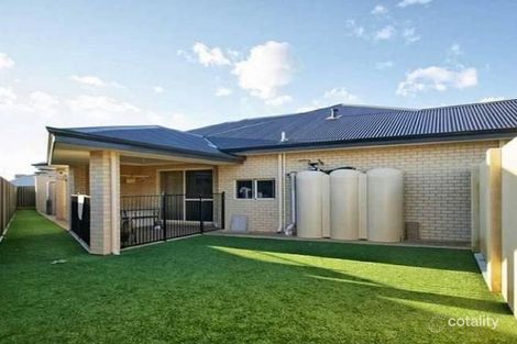 Property photo of 11 Barrington Avenue Champion Lakes WA 6111
