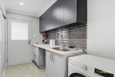 Property photo of 80 Frederick Circuit Eli Waters QLD 4655